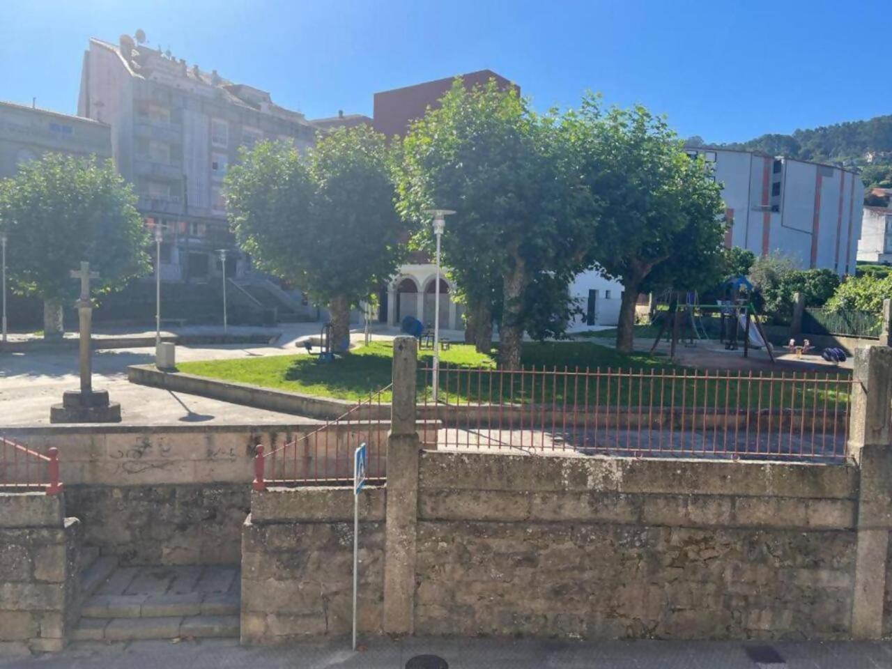 Apartamento Céntrico cerca de la playa Bueu Exterior foto